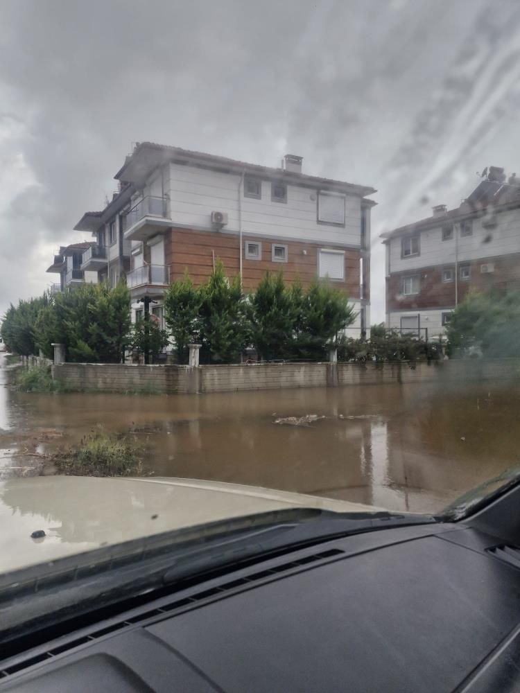 Dalaman’da Sağanak Sonrası Taşkın Eski Fethiye Yolu Kapandı (4)