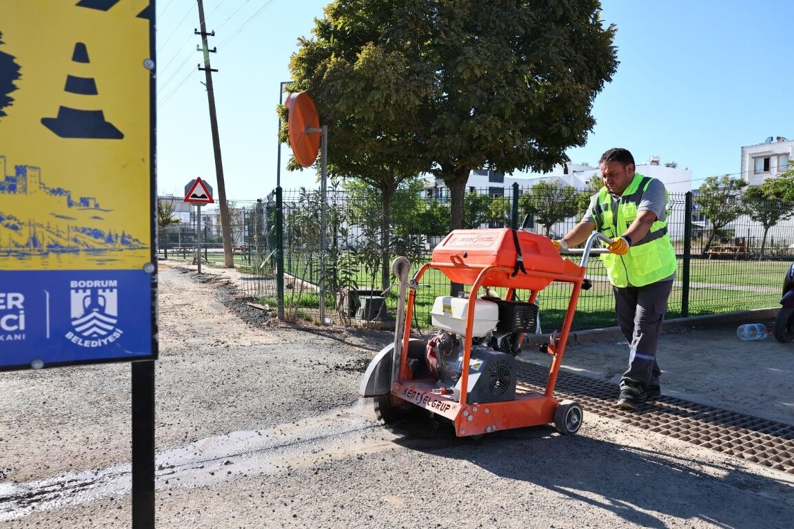 Bodrum’da Üç Mahallede Asfalt Çalışmaları Sürüyor (6)