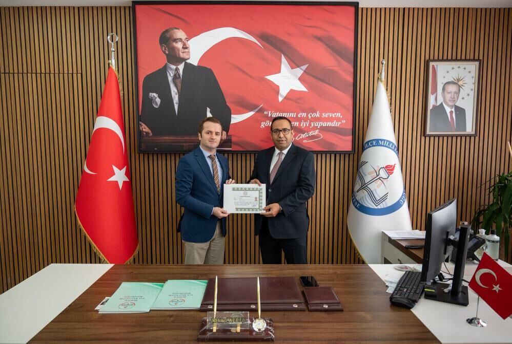 Menteşe’de Başarılı Eğitimcilere Başarı Belgesi Verildi (2)