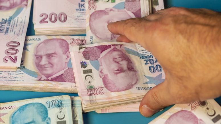 Memurların fazla mesai tarifesi sil baştan: 2027 bütçesinde saatlik ödeme ve harcırahlar netleşti